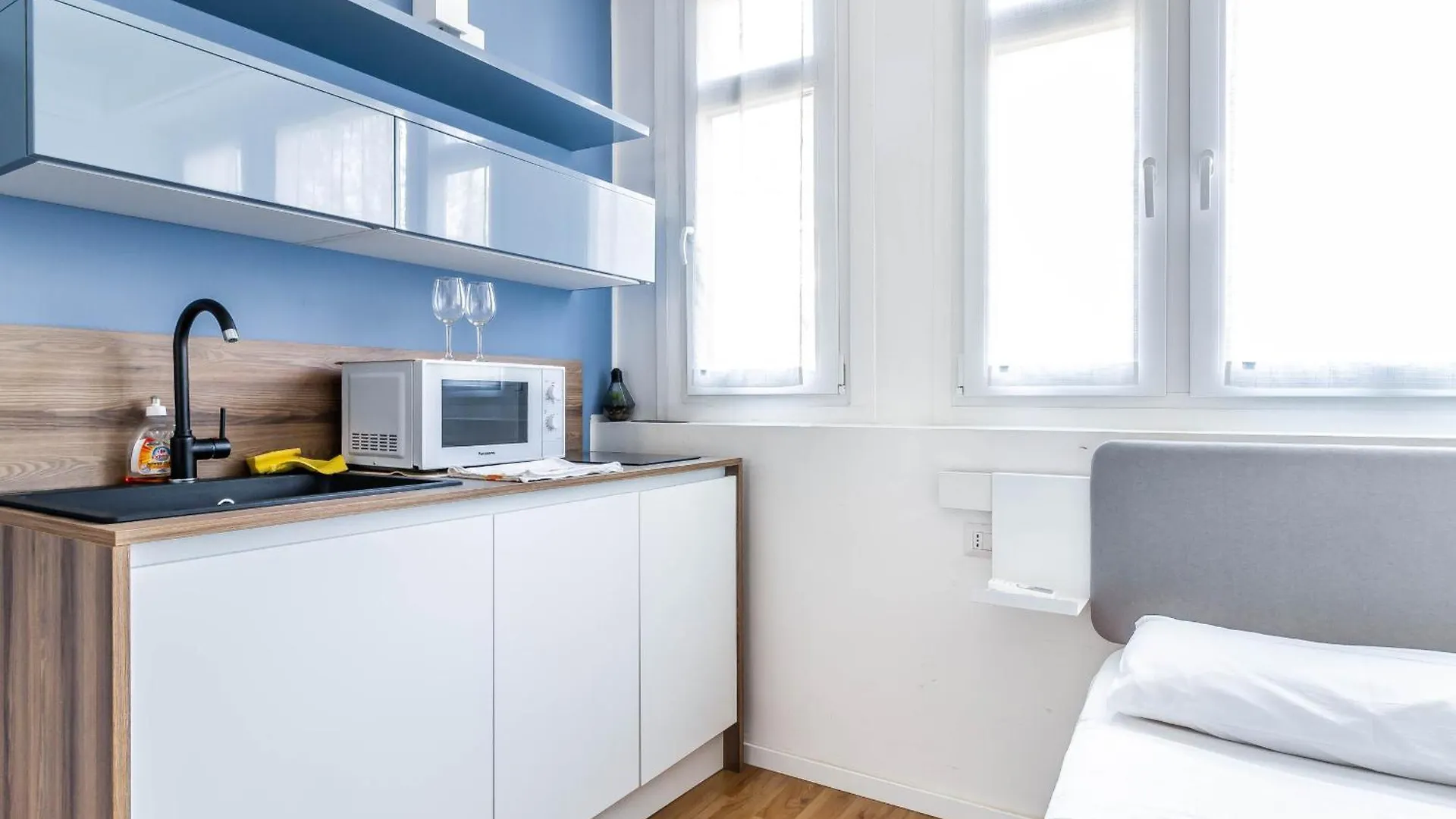 Citta Studi Design Apartments By Rentopolis Italy